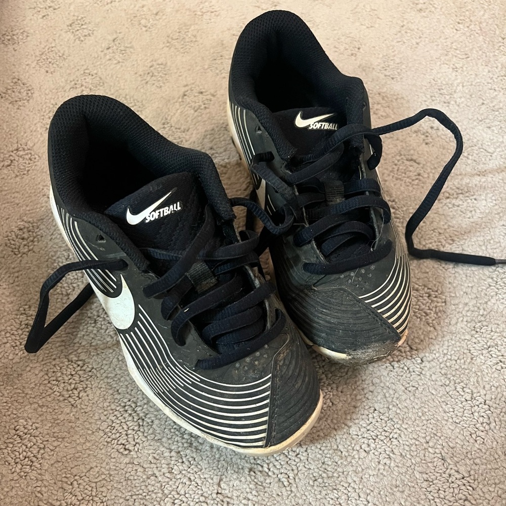 Youth Nike kids softball cleats